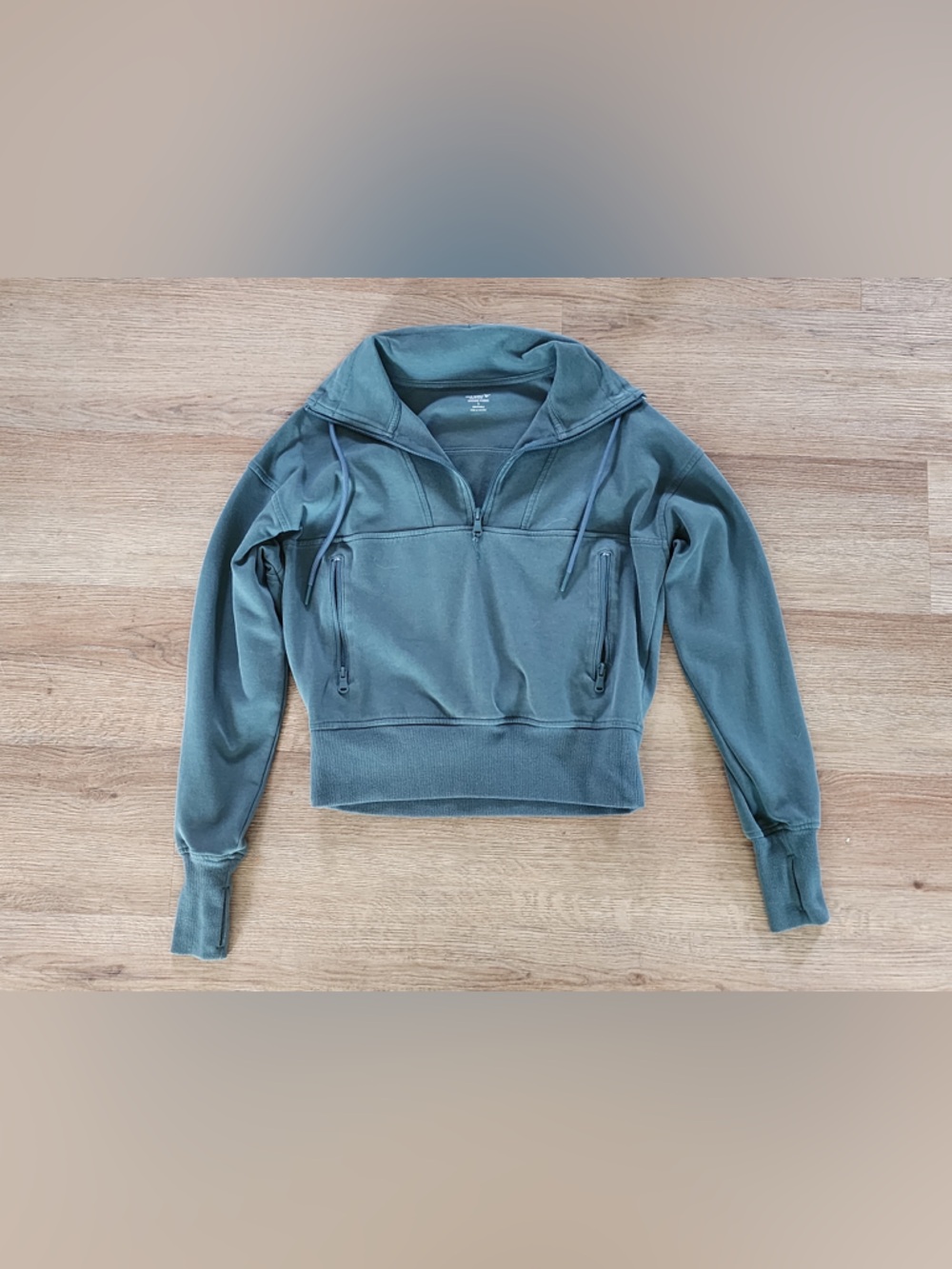 Old Navy Active Breathable Pullover in Dark Green